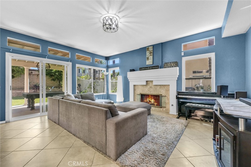 7437 Red Clover Way Property Photo 12