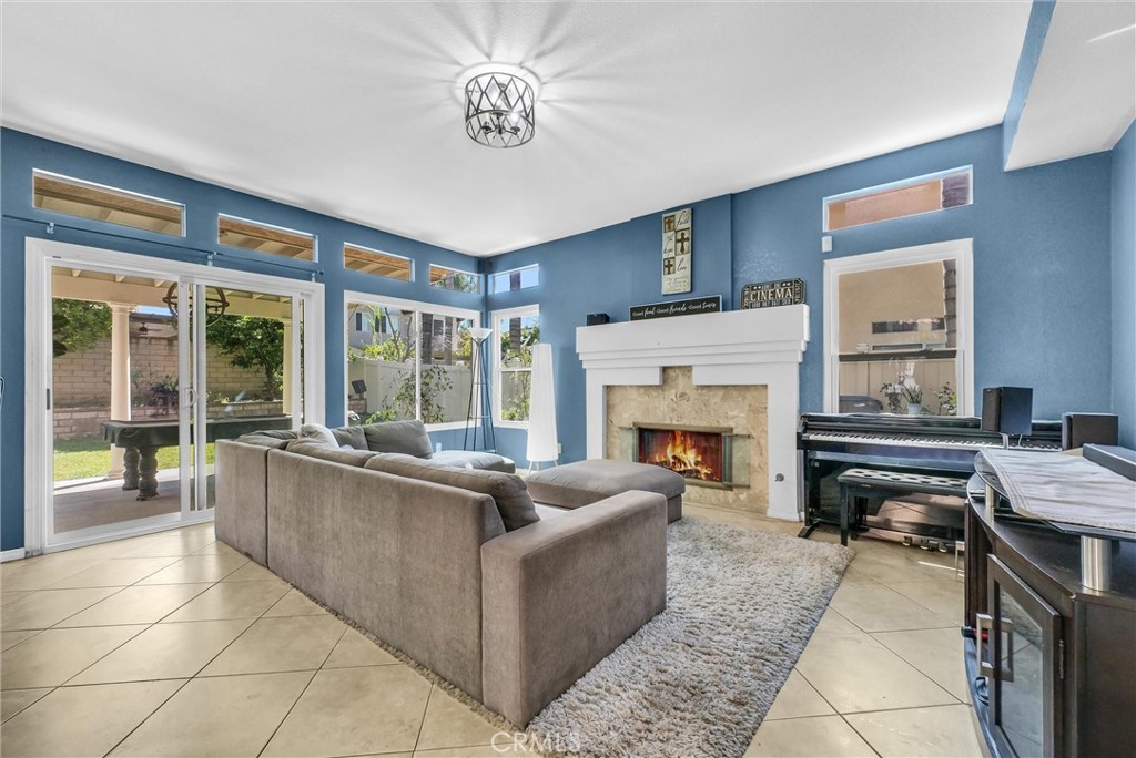 7437 Red Clover Way Property Photo 12
