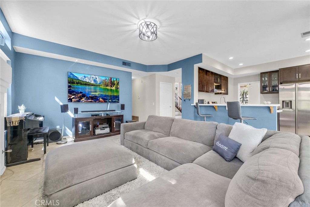 7437 Red Clover Way Property Photo 13