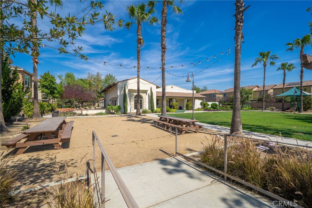 2846 E Via Fiano Property Photo 26