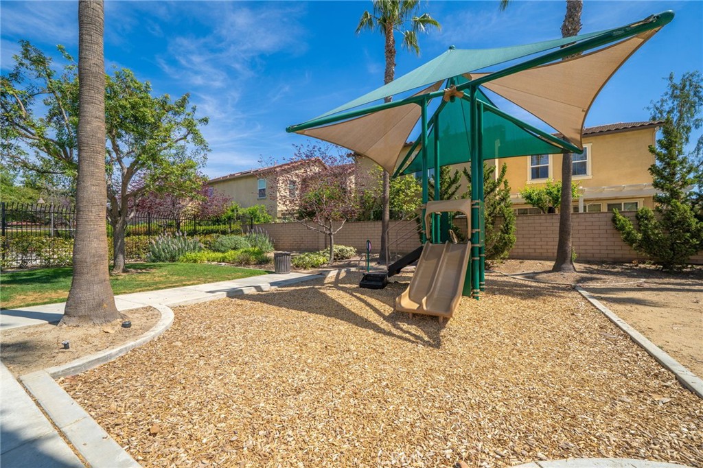 2846 E Via Fiano Property Photo 27
