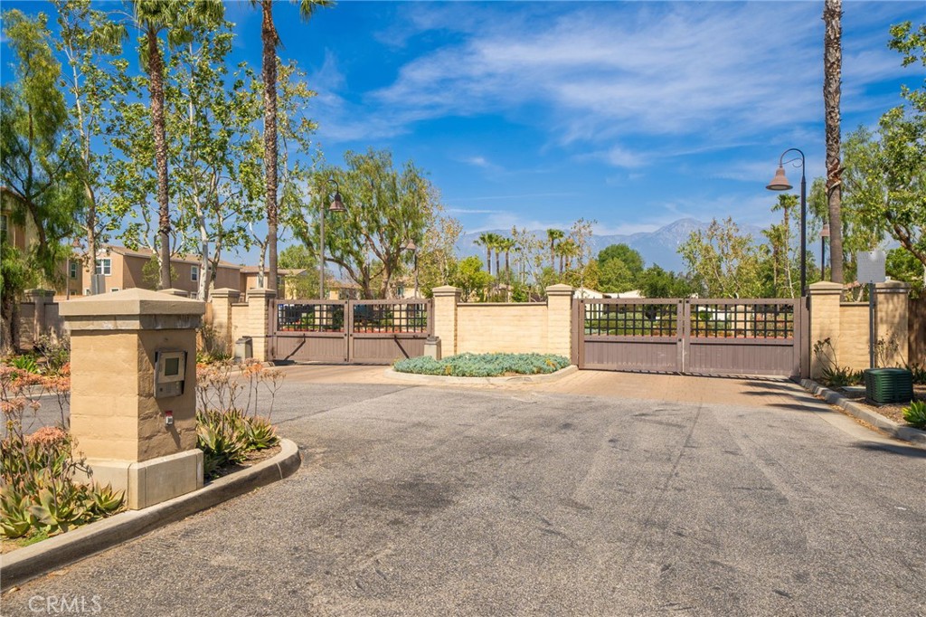 2846 E Via Fiano Property Photo 29