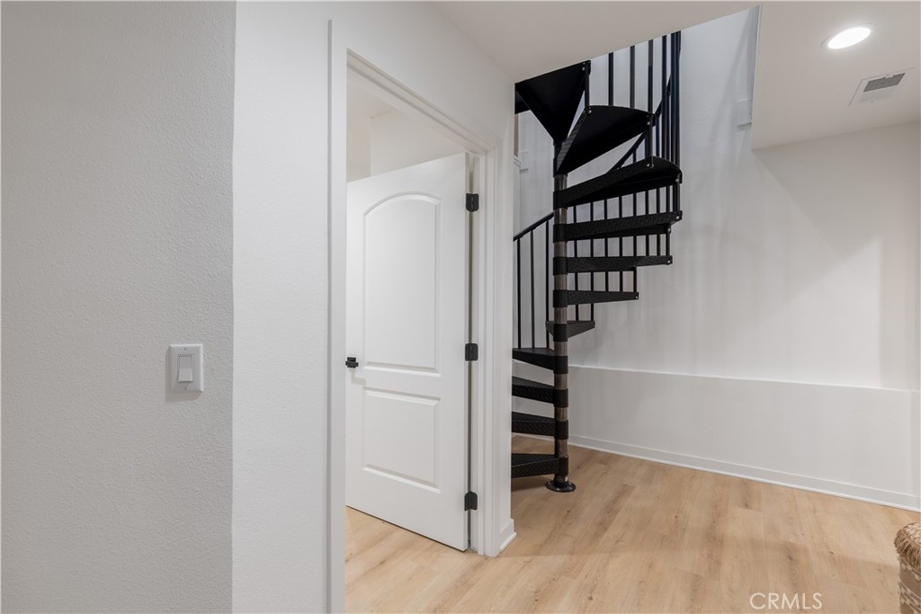 53045 Rockmere Drive Property Photo 10