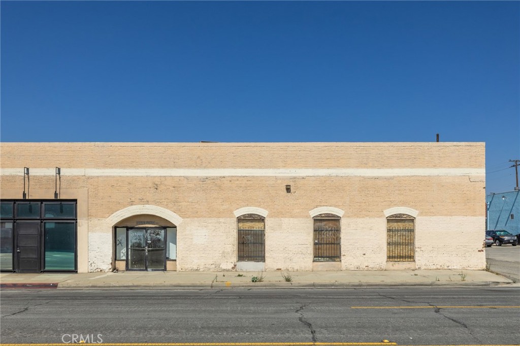205 N Park Avenue Property Photo 1