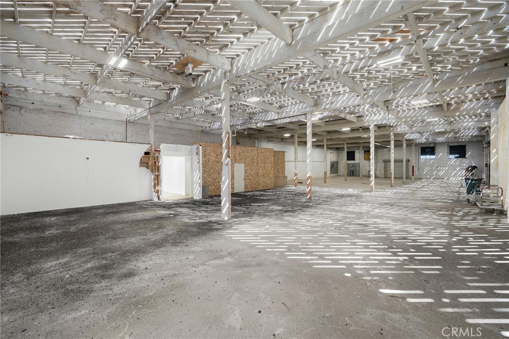 205 N Park Avenue Property Photo 14