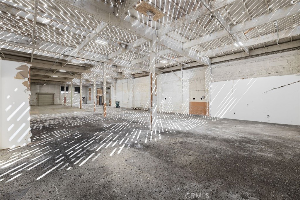 205 N Park Avenue Property Photo 15