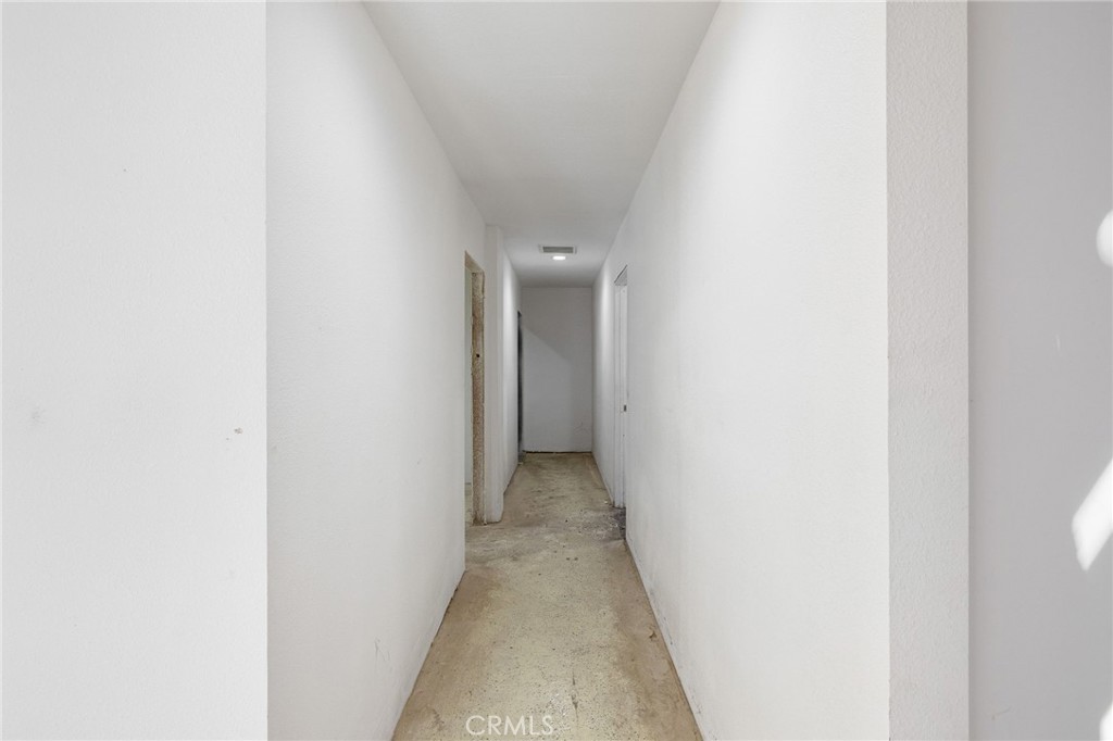 205 N Park Avenue Property Photo 28