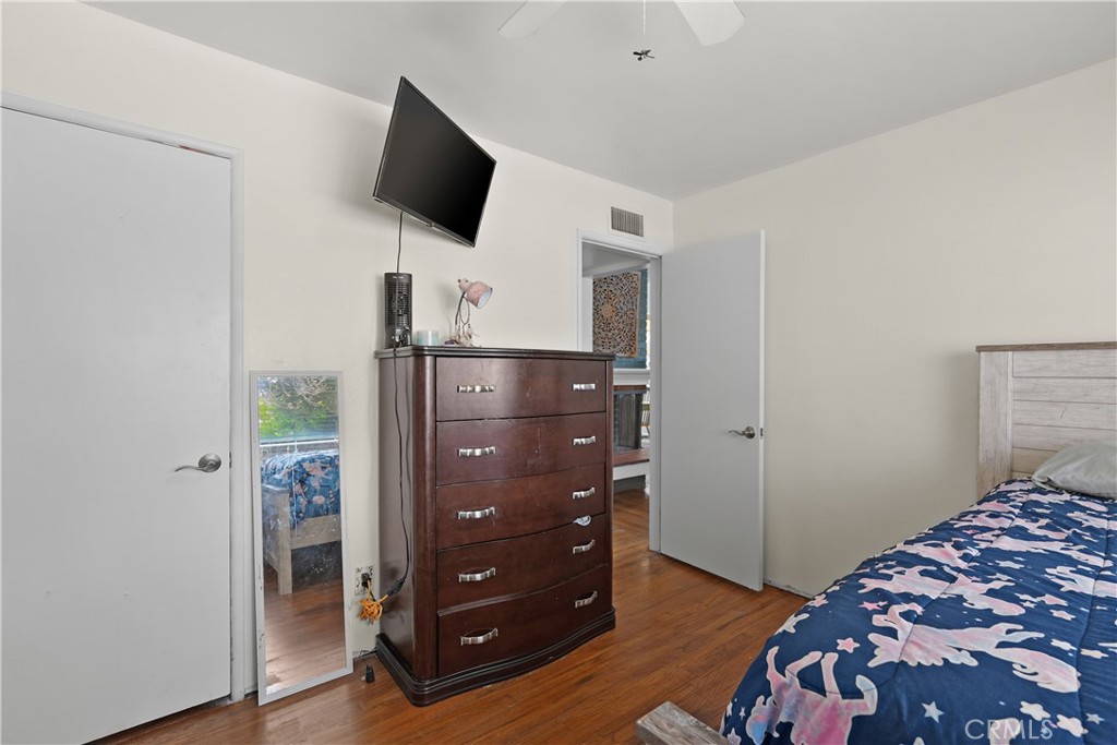 1415 Stillman Property Photo 30