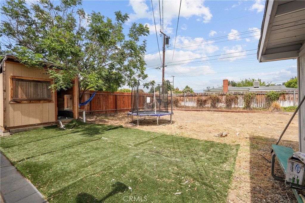 1415 Stillman Property Photo 39