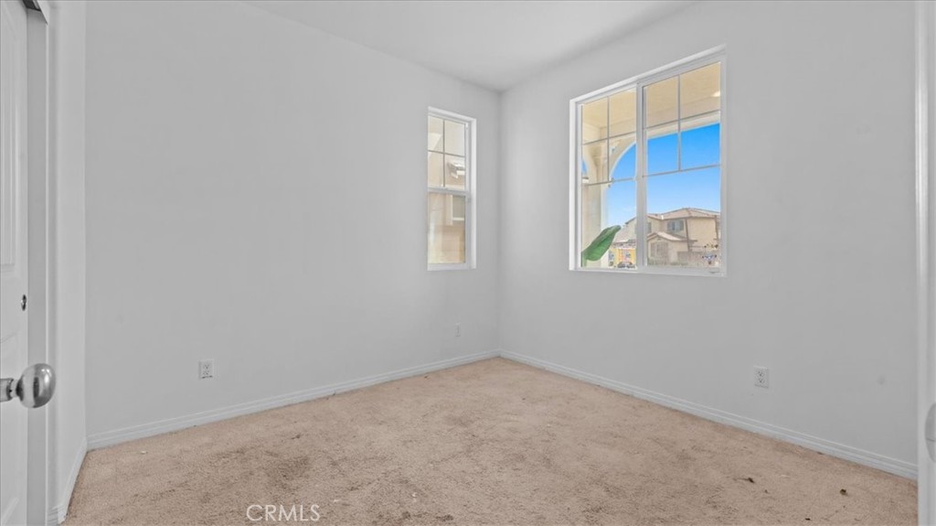 27270 Barre Drive Property Photo 15