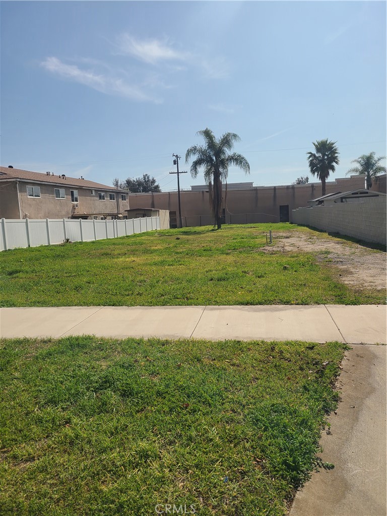 572 West Property Photo 5