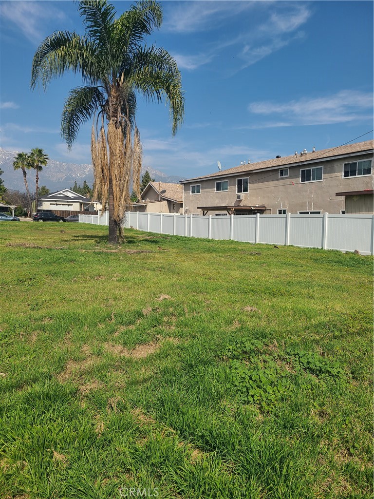 572 West Property Photo 11