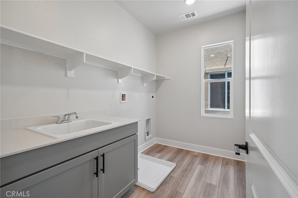 8547 Tamarack Street Property Photo 45