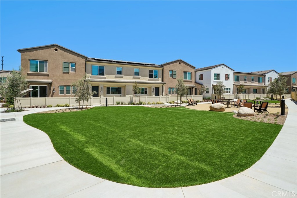 3175 Teralina Circle Property Photo 39