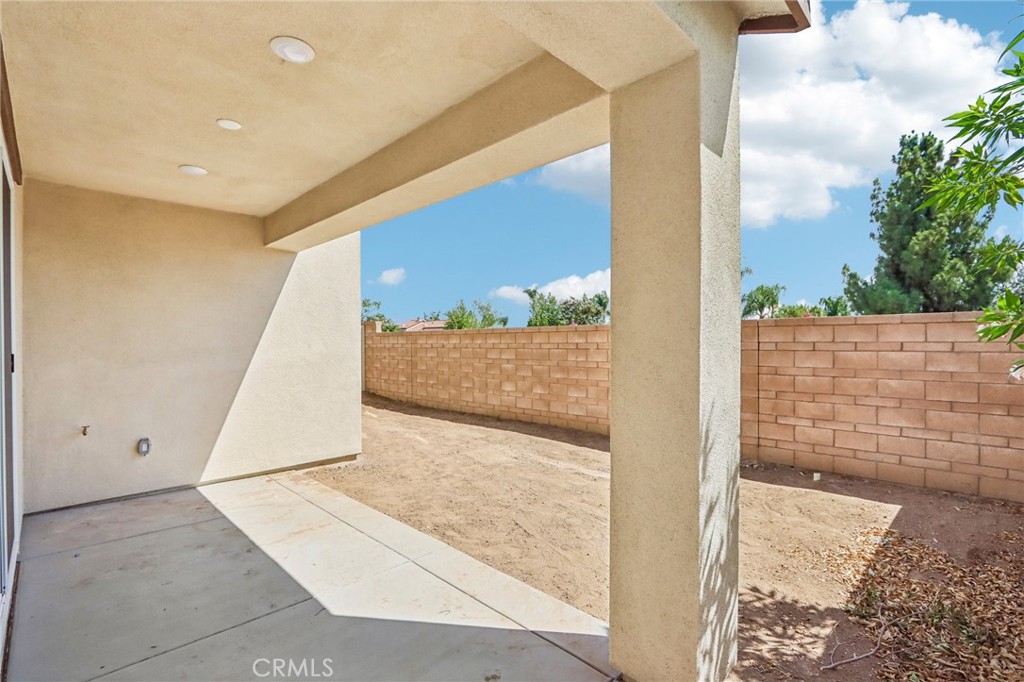 29269 Crescent Way Property Photo 6