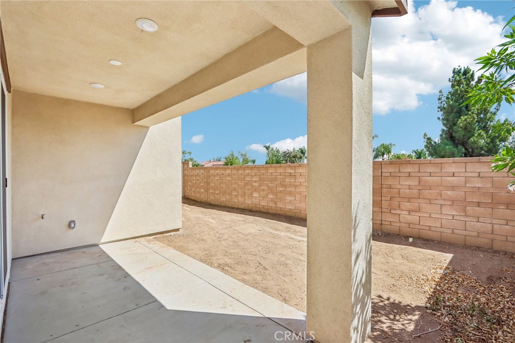 29269 Crescent Way Property Photo 6