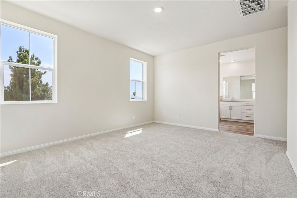 29269 Crescent Way Property Photo 27