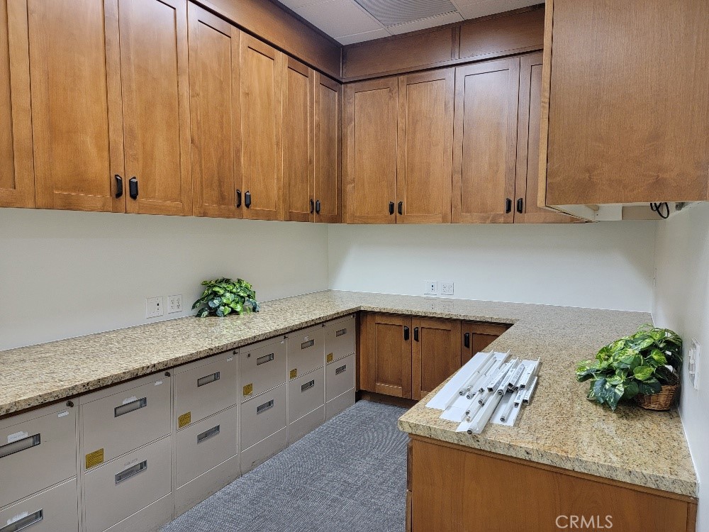 3281 E Guasti Road 175 Property Photo 16