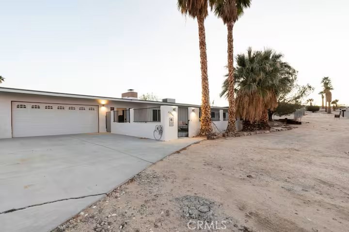 73467 Desert Trail Property Photo 4