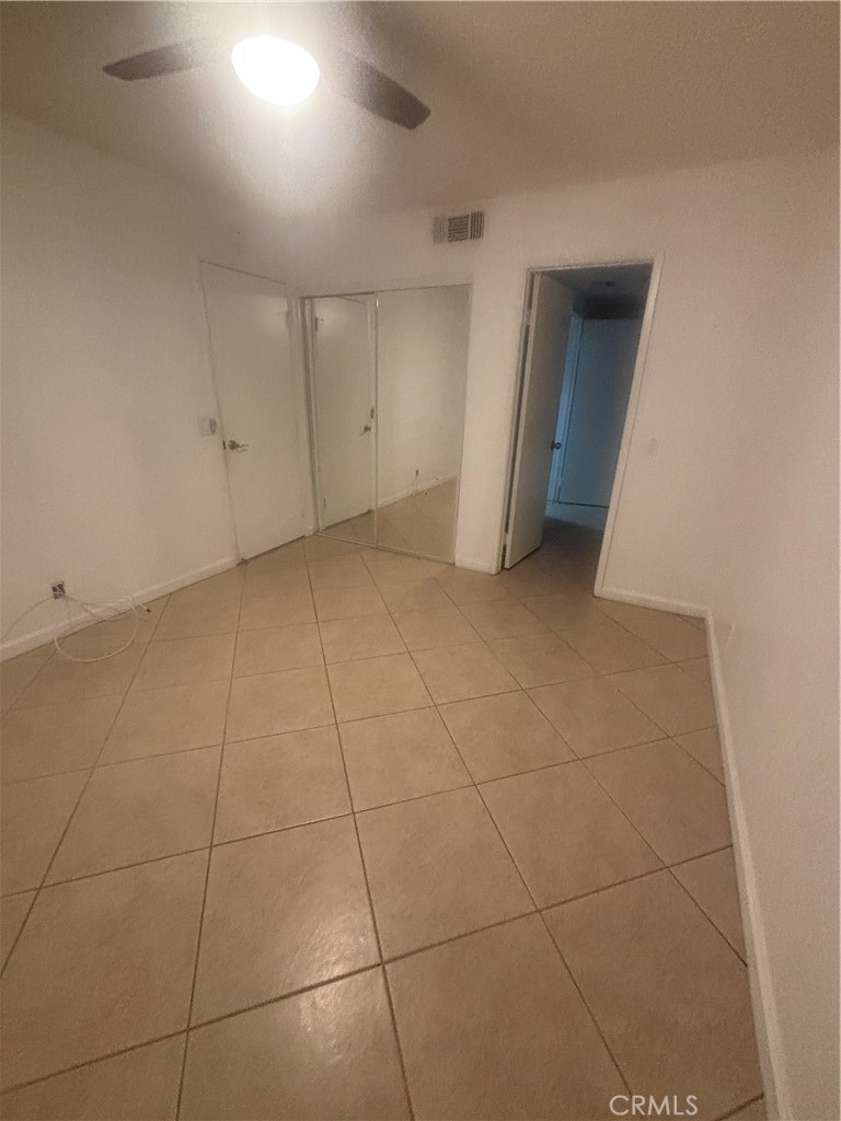 2700 Lawrence Crossley 84 Property Photo 15