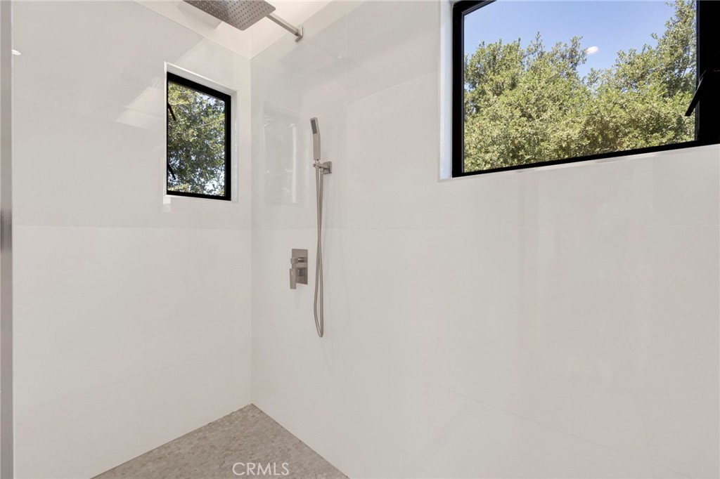 325 W Grandview Avenue Property Photo 46
