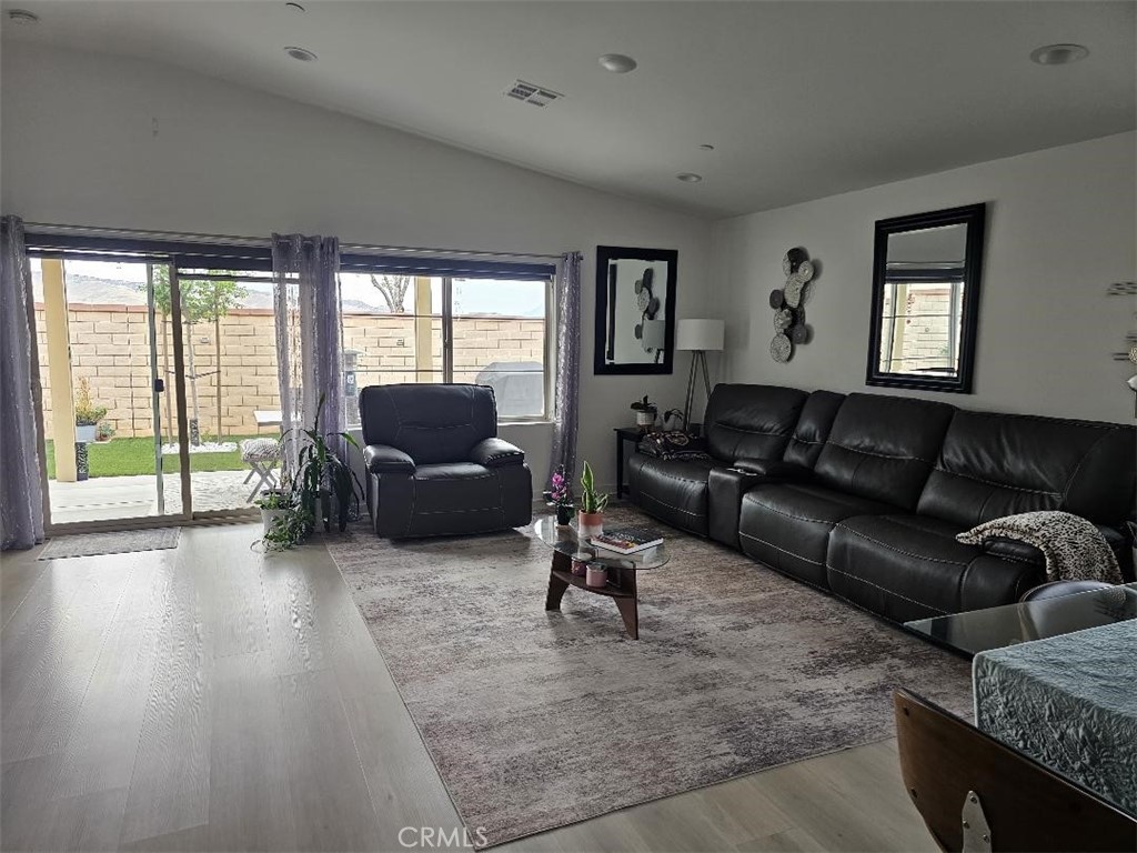 1578 Sunswept Way Property Photo 9