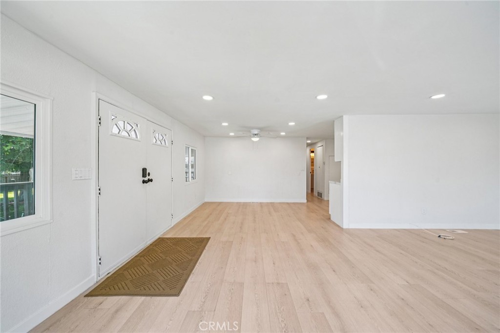 2755 Arrow Highway Property Photo 14