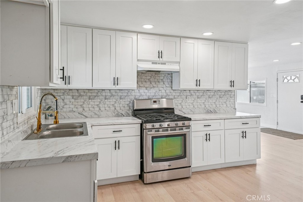 2755 Arrow Highway Property Photo 16