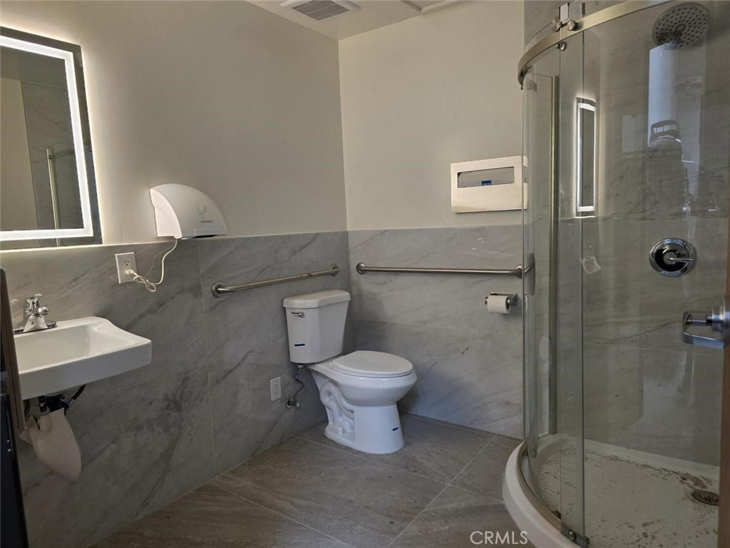 932 Palomares Property Photo 3