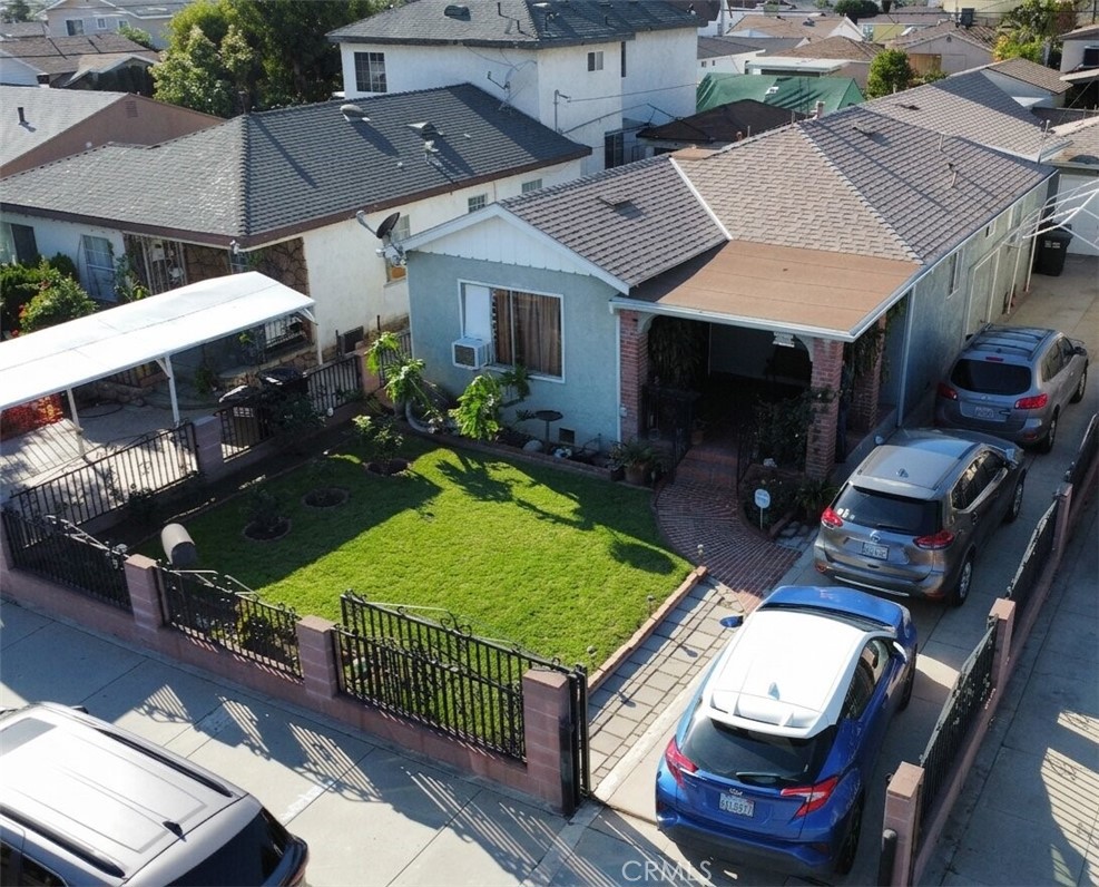 569 Bradshawe Property Photo 1