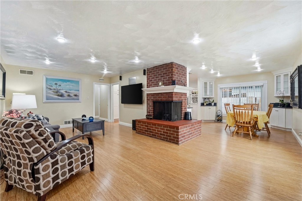 12071 Diane Street Property Photo 5