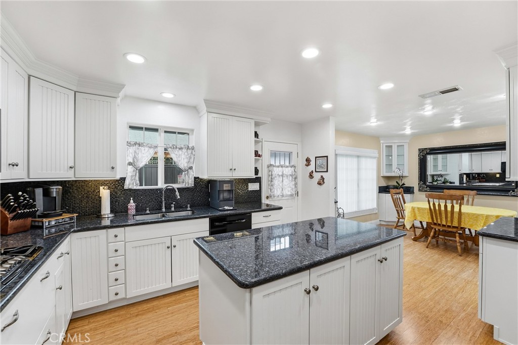 12071 Diane Street Property Photo 9