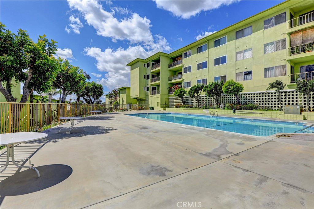 1301 S Atlantic Boulevard 425b Property Photo 25