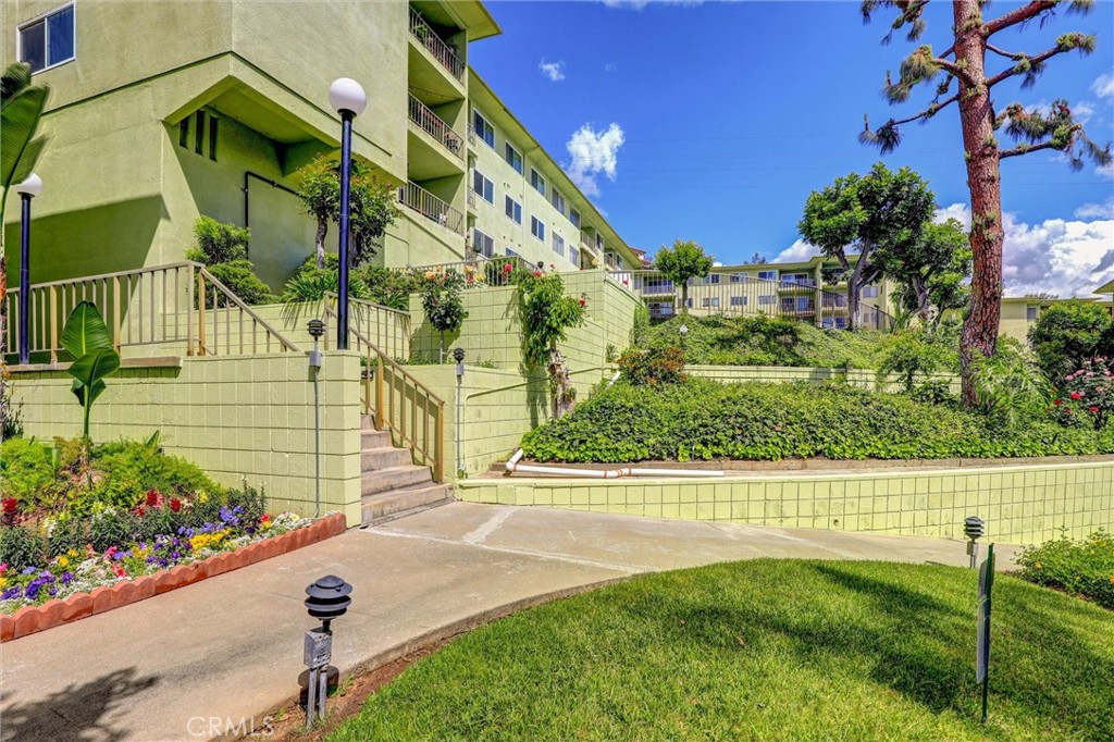 1301 S Atlantic Boulevard 425b Property Photo 31