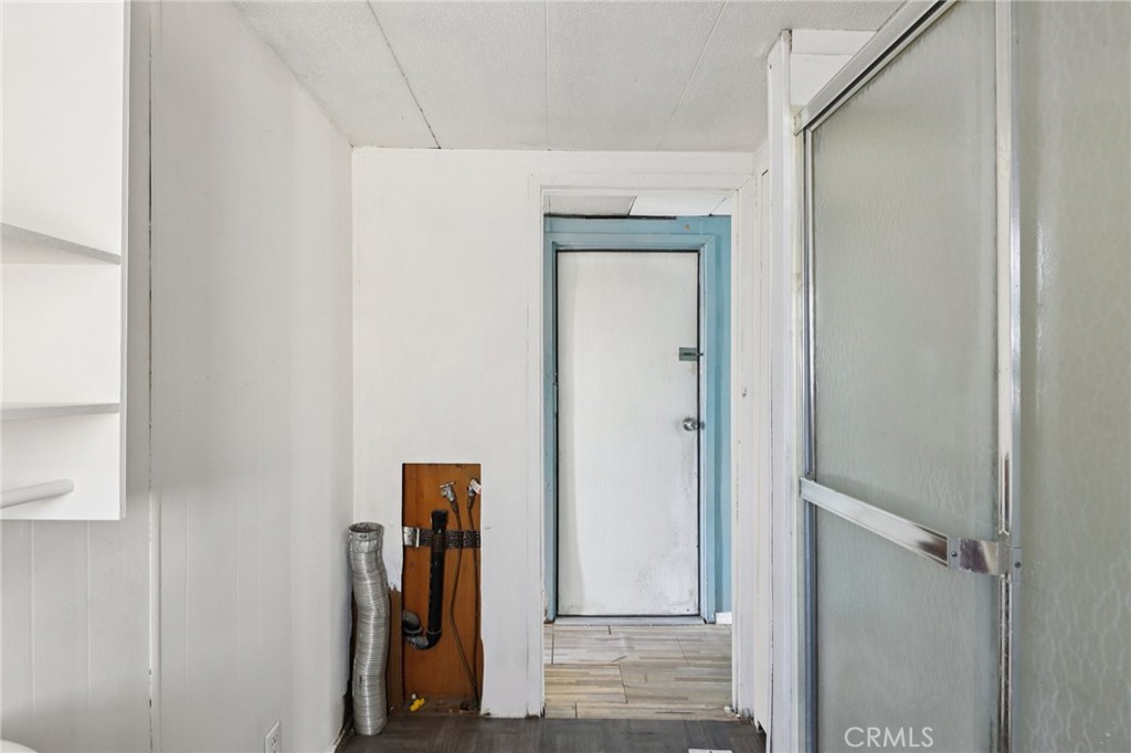 17333 Valley 15e Property Photo 12
