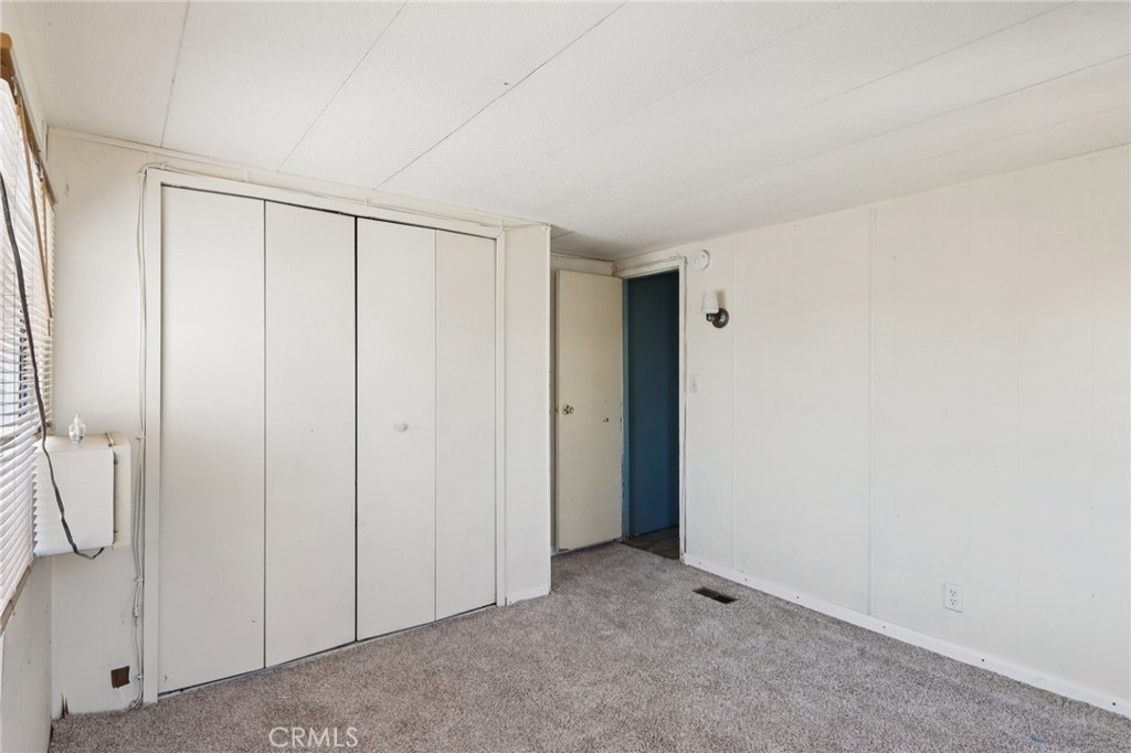 17333 Valley 15e Property Photo 15