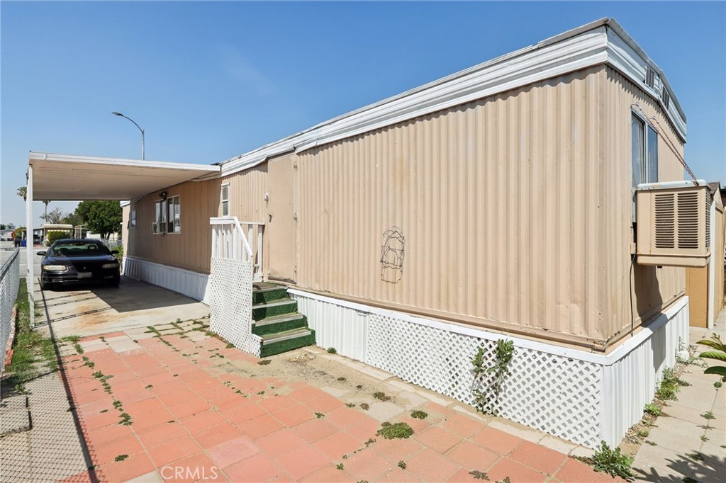 17333 Valley 15e Property Photo 16