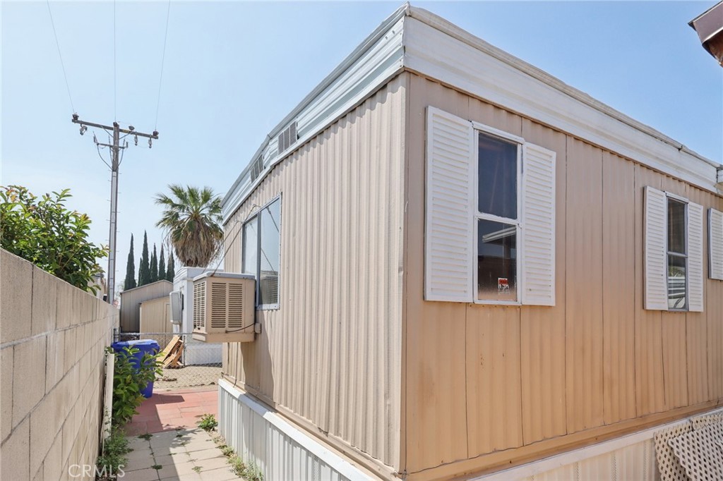 17333 Valley 15e Property Photo 17