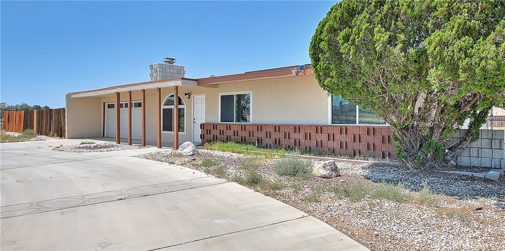 20916 Thunderbird Property Photo 9
