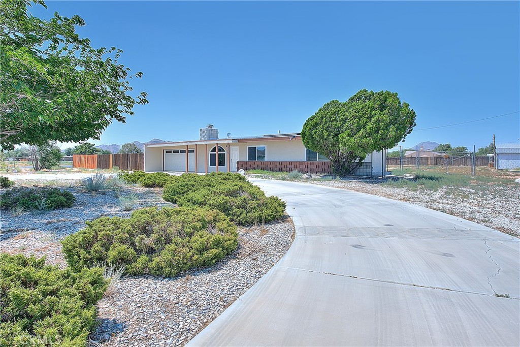 20916 Thunderbird Property Photo 11