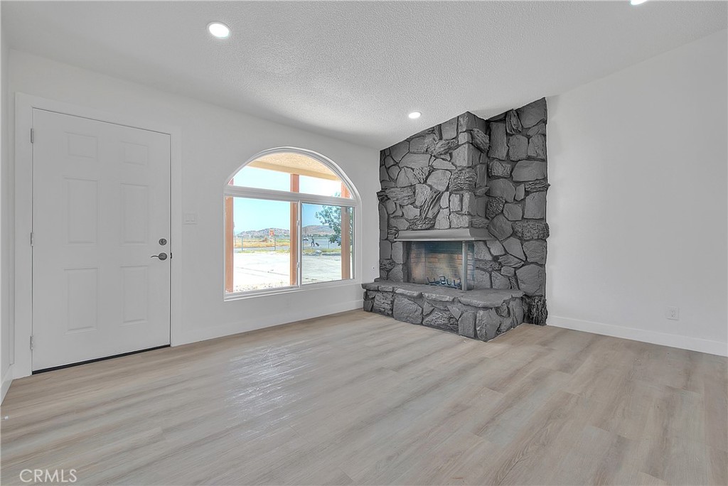 20916 Thunderbird Property Photo 21