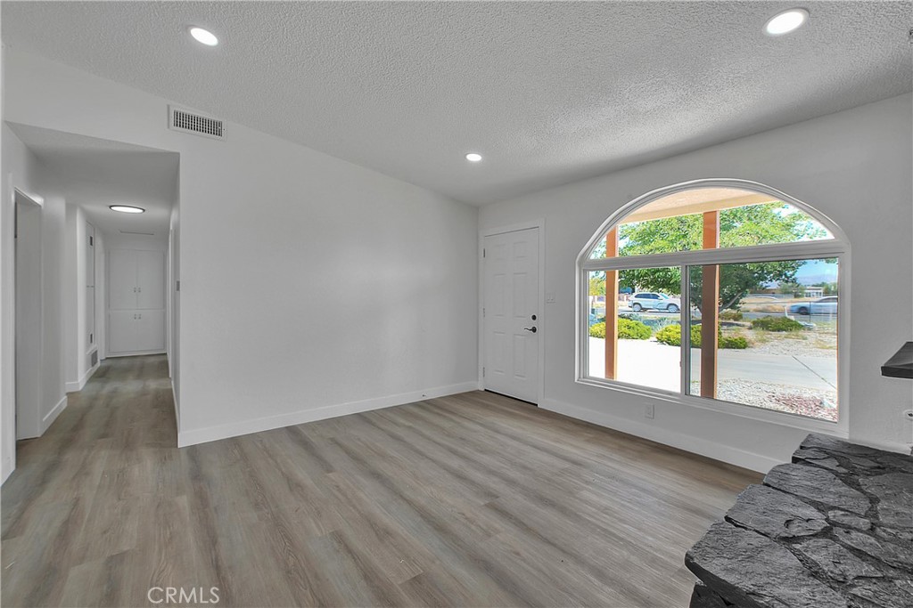20916 Thunderbird Property Photo 22