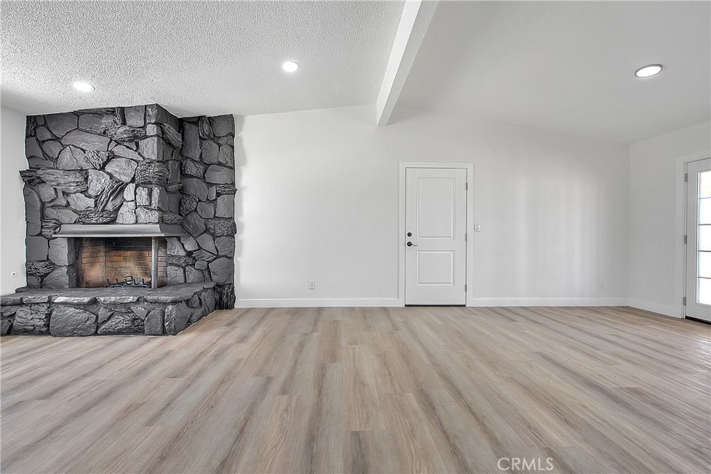 20916 Thunderbird Property Photo 24