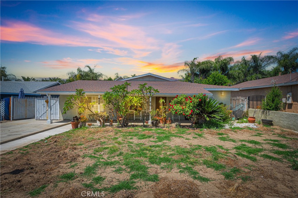 12068 Pipeline Avenue Property Photo 1