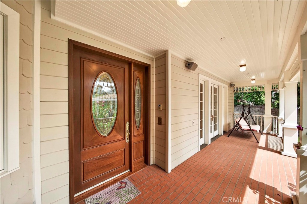 465 W Highland Avenue Property Photo 6