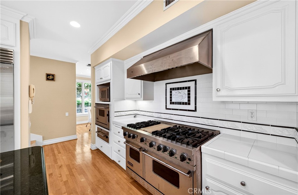 465 W Highland Avenue Property Photo 15