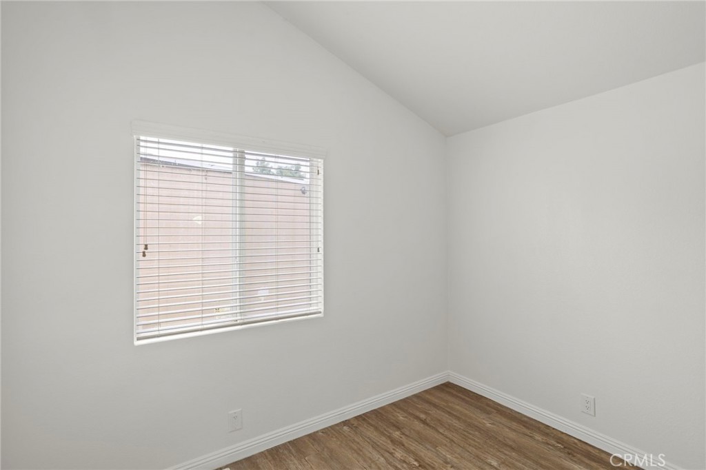 7650 Balboa Boulevard 129 Property Photo 19