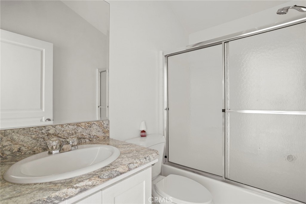 7650 Balboa Boulevard 129 Property Photo 20