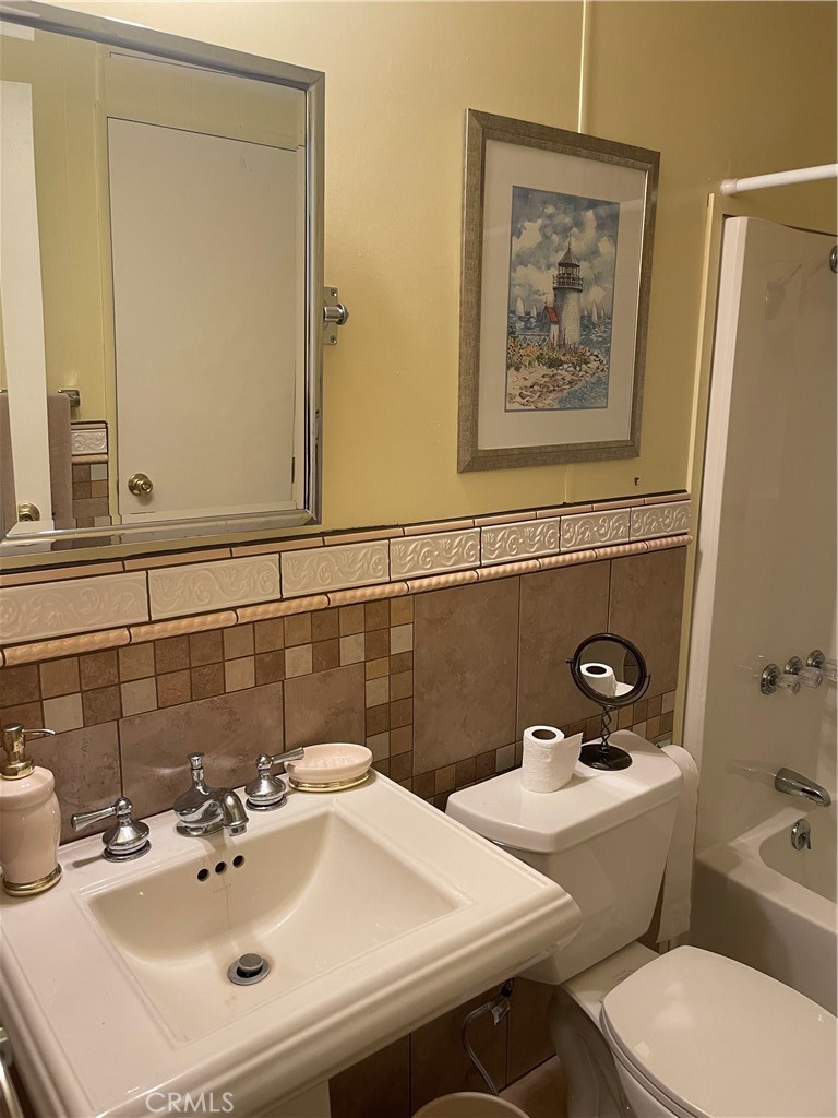 3800 Bradford 210 Property Photo 12