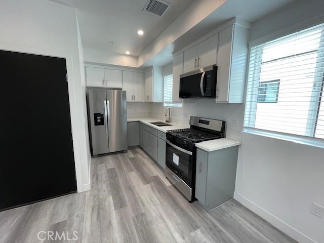 11451 W Victory Boulevard Property Photo 14